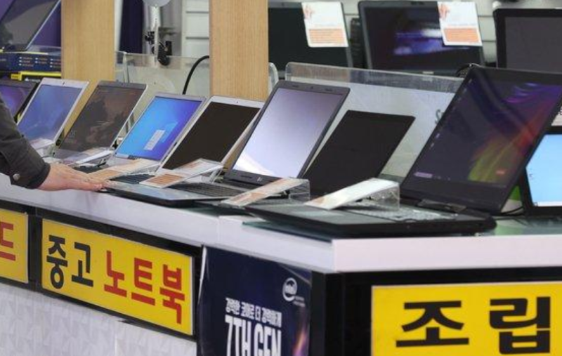 중고 노트북 가격이 오르는 이유, 지금 사야 할까? 늦으면 더 비싸질 수도 있습니다