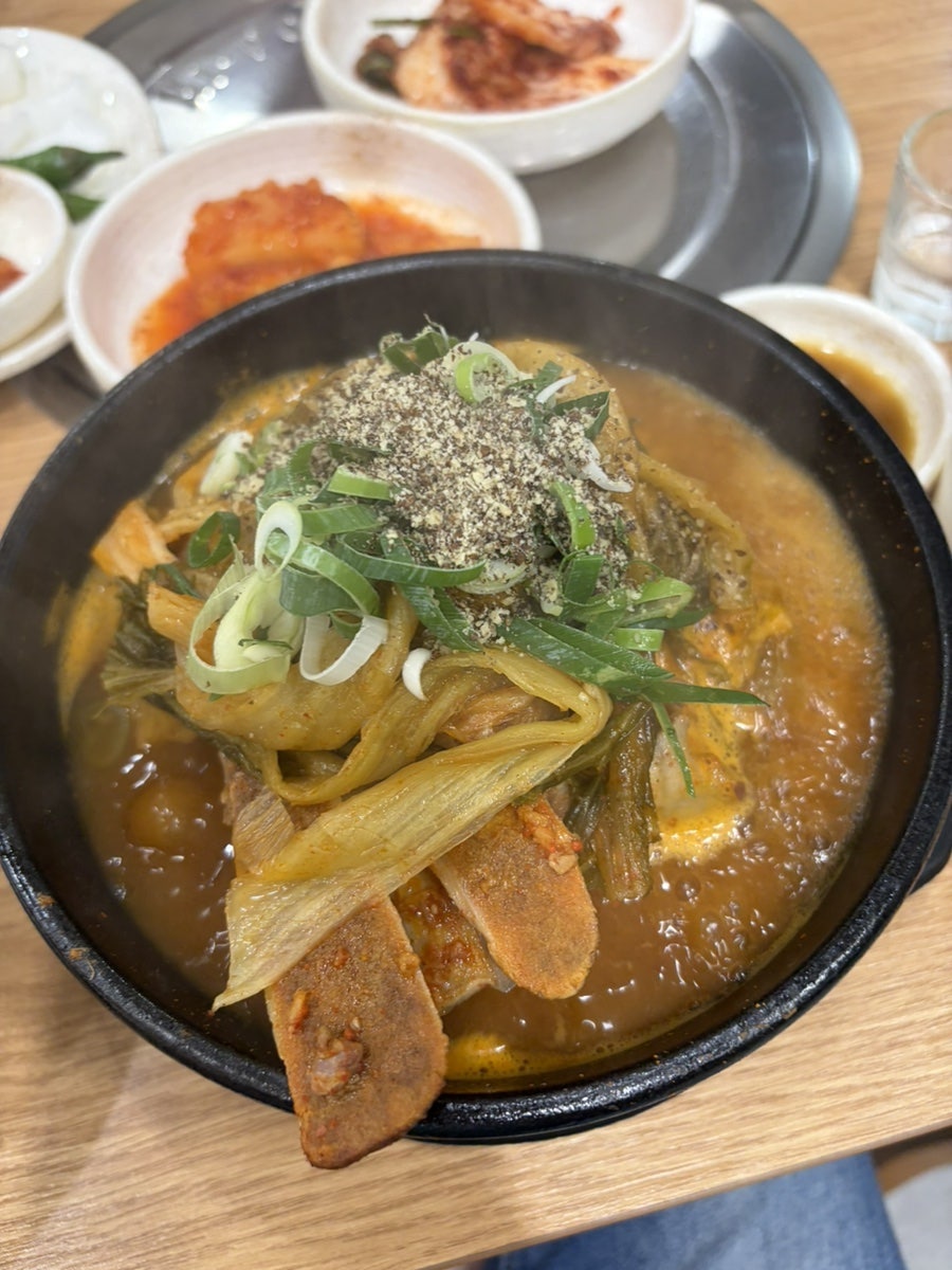 수누리감자탕 안양만안점 사진 4