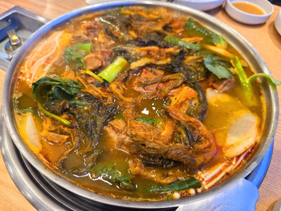 맛나감자탕 율하점 사진 1