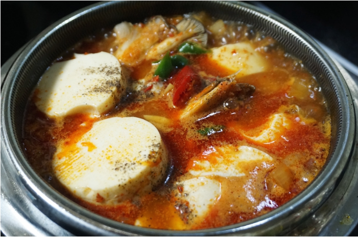 감칠맛이 진한 차돌박이 순두부찌개 황금레시피