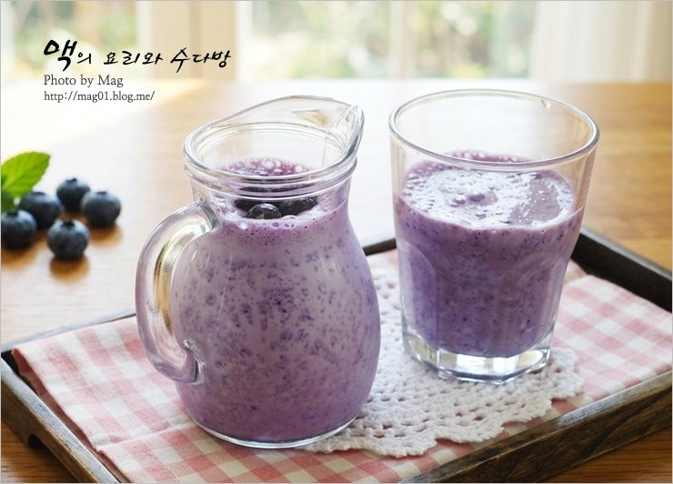 시원하게 즐기는 블루베리 요거트 스무디 만들기