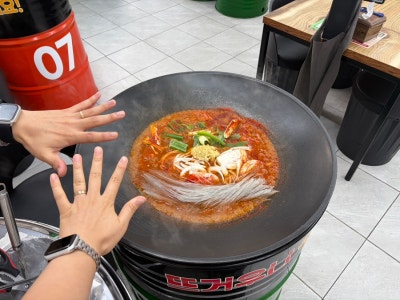 경주 맛집, 경주닭도리탕 맛집 &lsquo;통큰솥뚜껑닭볶음탕 경주점&rsquo;