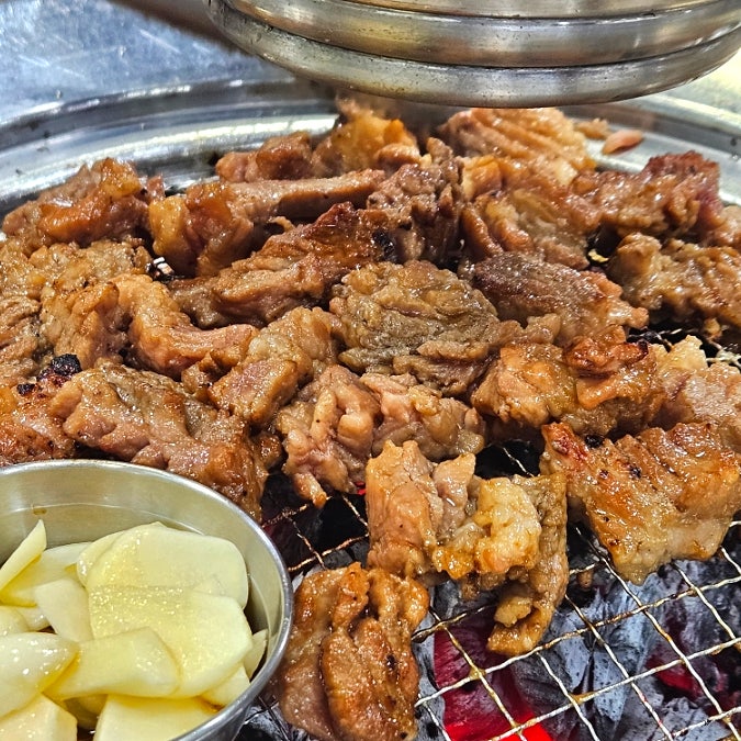 우리들숯불갈비정육식당 사진 1