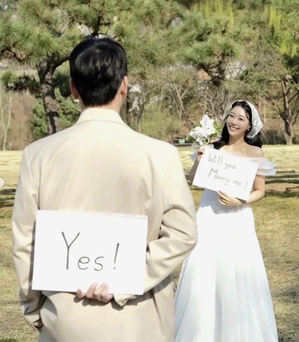 <b>개그우먼</b> <b>박은영</b>, 5세 연하와 5일 결혼, 웃음 뒤에 가려졌던... 