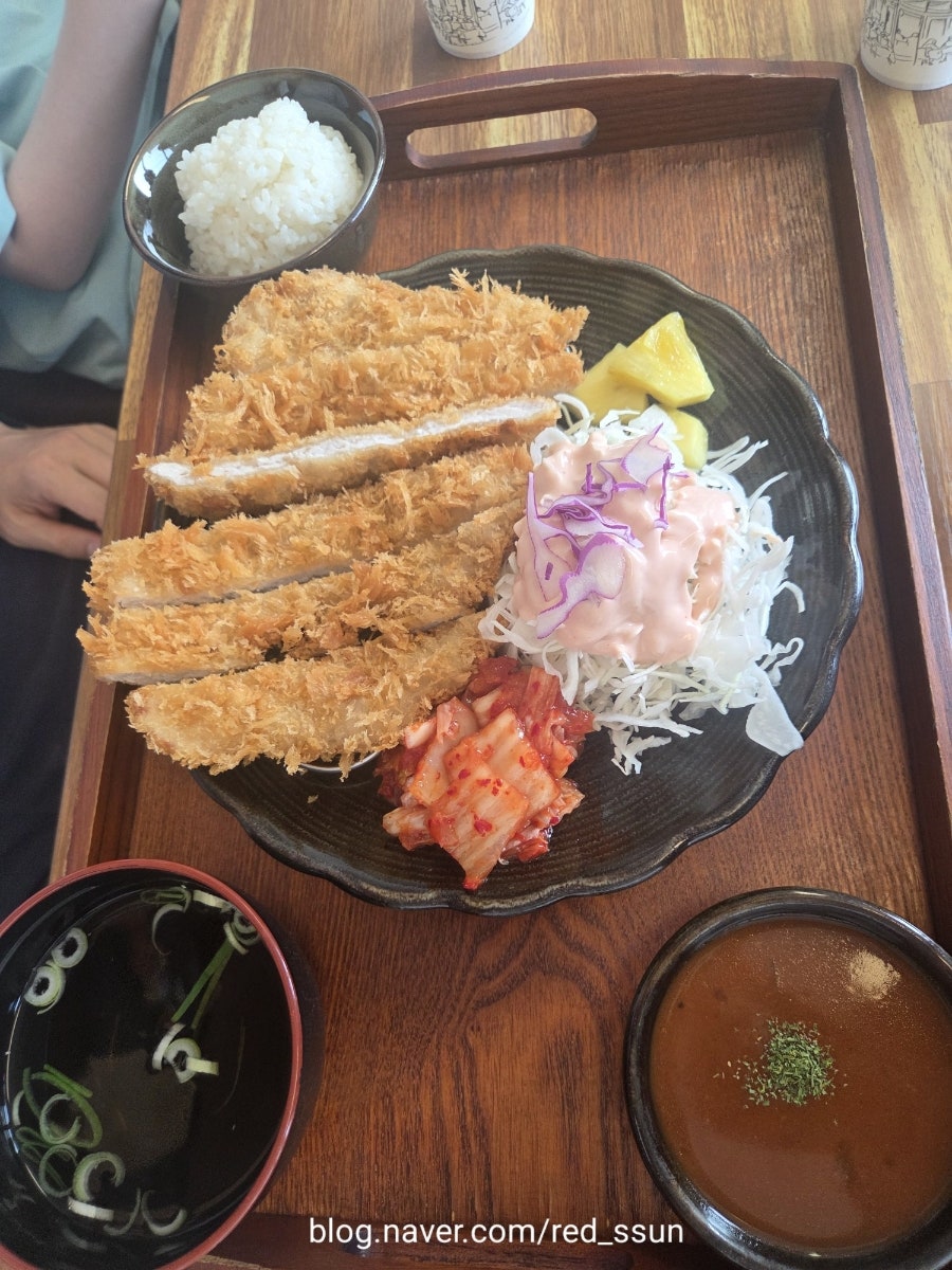 용돈까스 사진 3