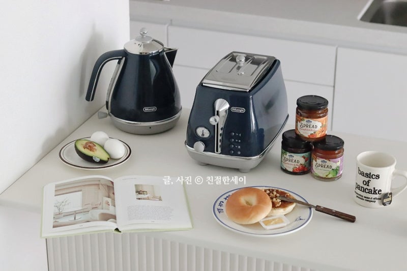 컬러 예쁜 드롱기 토스트기 아이코나 캐피탈 런던블루 토스터 써본 후기
