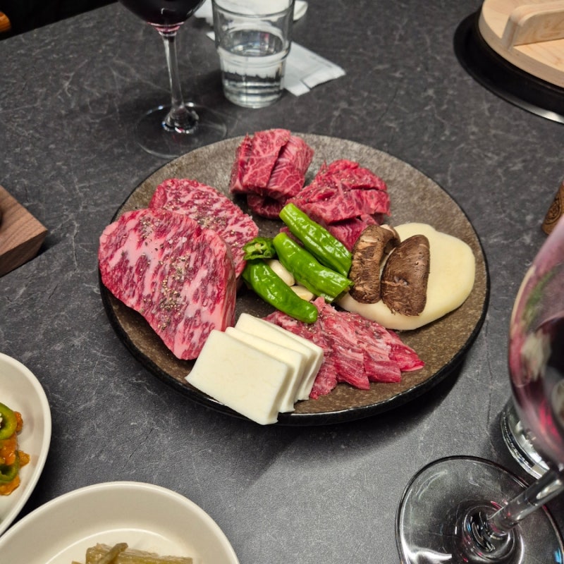 을지로 한우오마카세 민규 런치 룸식당 아기랑도 편한 맛집