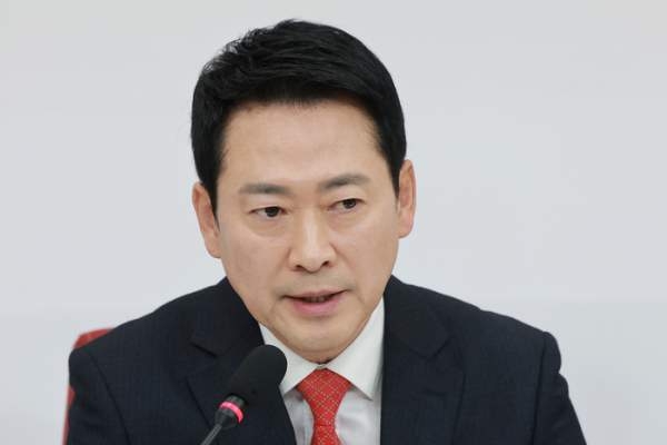 <b>장동혁 가족상</b>, 이재명 대통령 근조화환 보내 조의…“야당... 