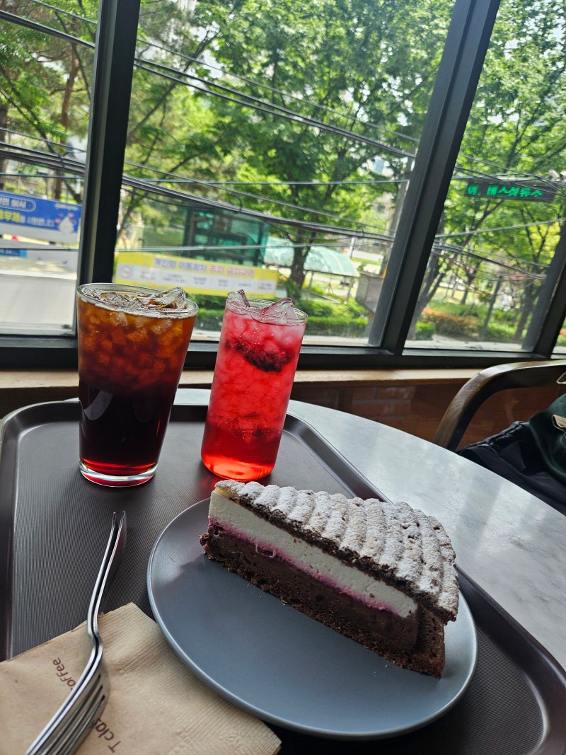 대구 동성로 필터커피 케이크 디저트 블루리본 티클래스 맛집 카페 강추 후기