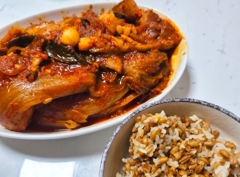 저당 양념으로 한 간단한 류수영 김치찜 만들기