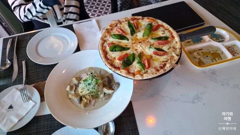 해운대 뷰 맛집, 아기랑 방문하기 좋은 32층 오션뷰 맛집 아미티스 스카이라운지