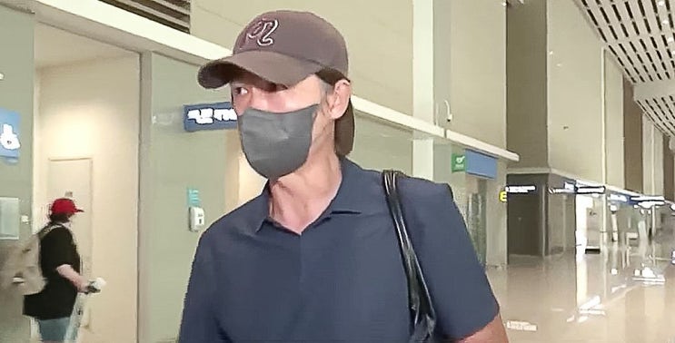 미국으로 도망간 <b>홍명보 소환</b>할 방법 찾아야