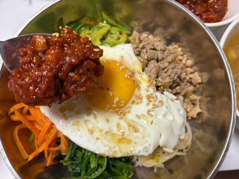 하이포크 한돈 동물복지 국내산 뒷다리살 다짐육 비빔밥