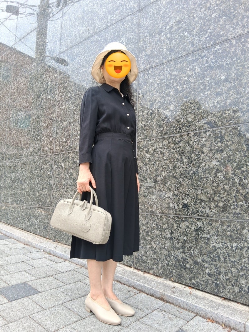 7월 50대여자예배룩 나이스클랍 셔츠 플리츠 원피스 쥬릭스 진주목걸이 지쎄 마고플랫 슈즈 ....