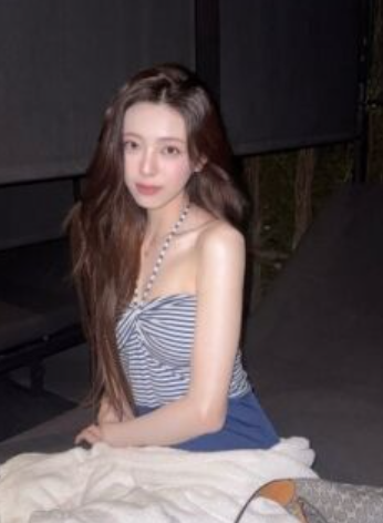 있지 유나 풀장 근황, 몸매보다 더 오래 남은 장면