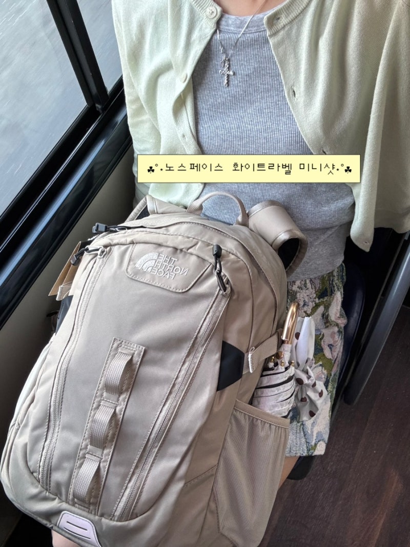 노스페이스 화이트라벨 미니샷 Mini Shot, NM2DQ53B, 노트북 15인치 수납 백팩 추천