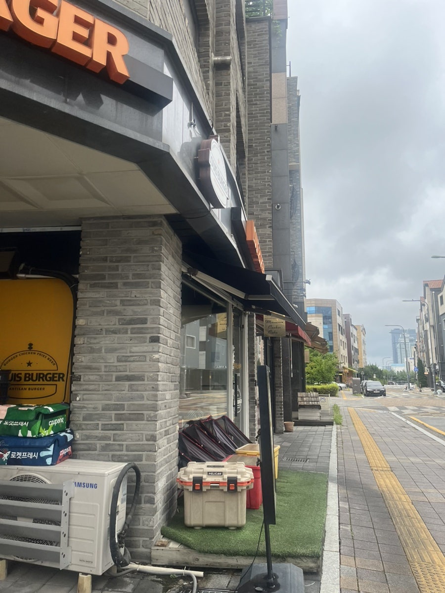 루이스버거 신동점 사진 1
