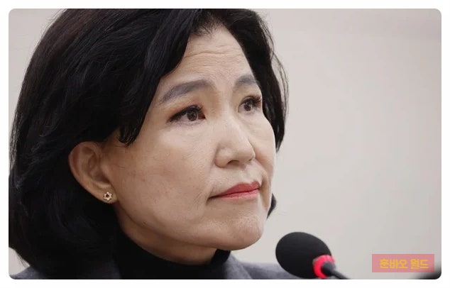 <b>배재고 사과</b> 가는데 이진숙 화환까지, 5·18 논란이 더 커진 이유