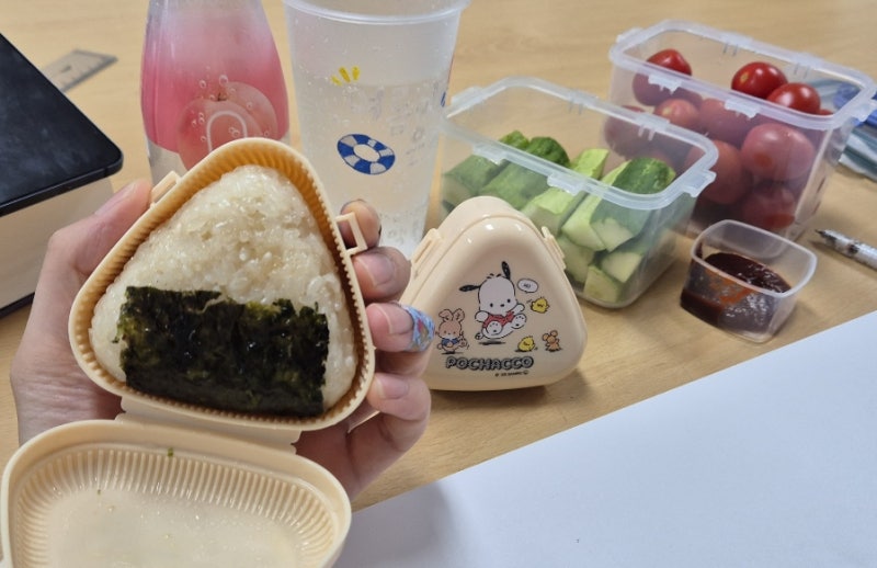 다이소 재료로 삼각김밥(오니기리) 도시락 3분만에 만드는 방법