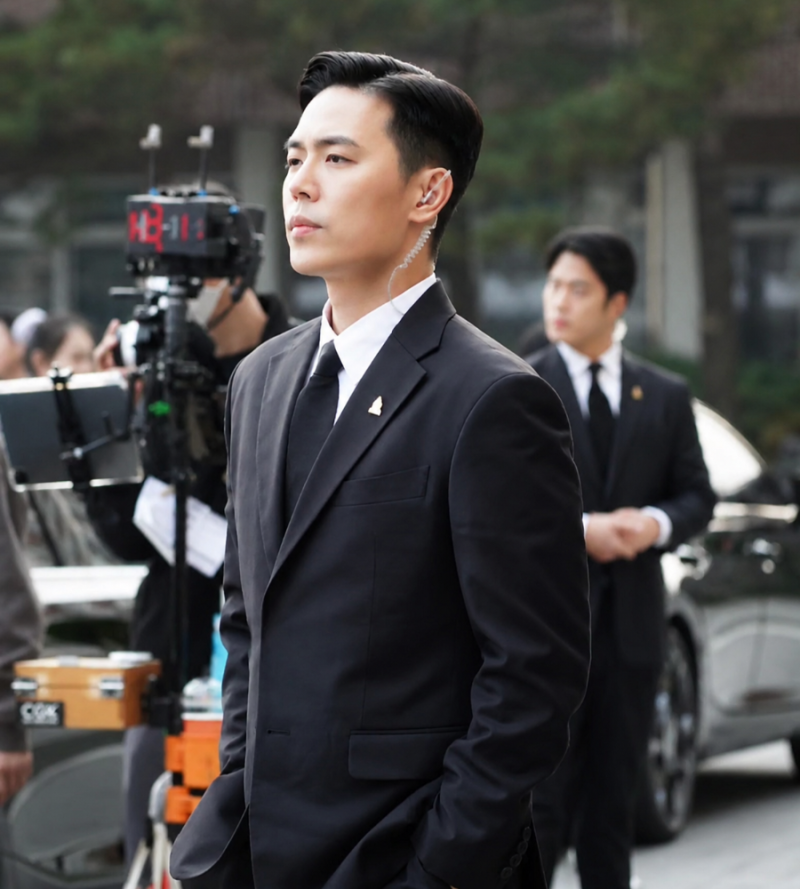 “악역이 너무 실감 났는데?”…‘김부장’ 남실장 이동하, 알고 보니 걸스데이 소진 남편이....