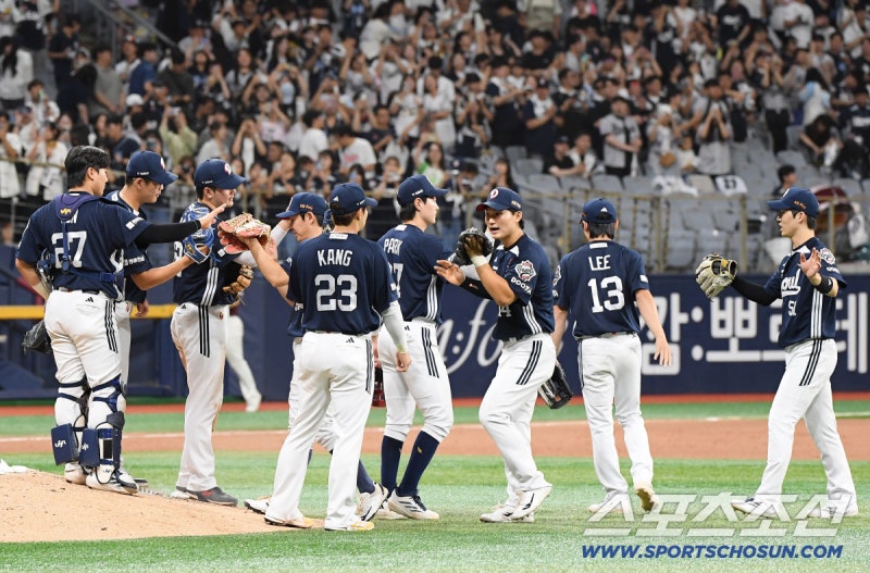 두산 베어스 최민석, 2년차에 전반기 방어율 1위(2.33)를 찍은 이유 총정리 (프로필·통산기록·....