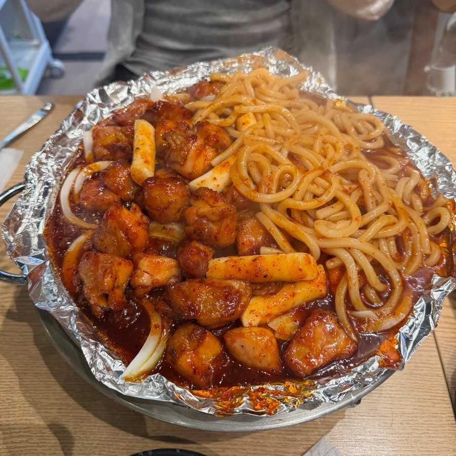 훌랄라참숯치킨 분당야탑점 사진 1