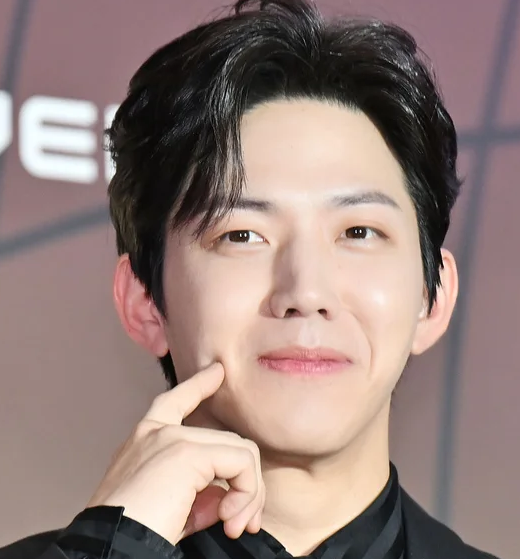 '유지유와 열애설' 데이식스 도운, 팬들에 심경 고백…"약속 못 지켜 죄송" [엑's 이슈] 총정리