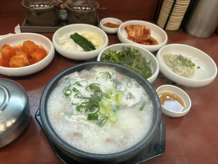 필순돼지국밥 사진 6
