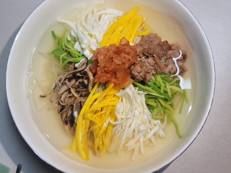 잔치국수 만들기, 멸치육수로 깔끔하게 만드는 법