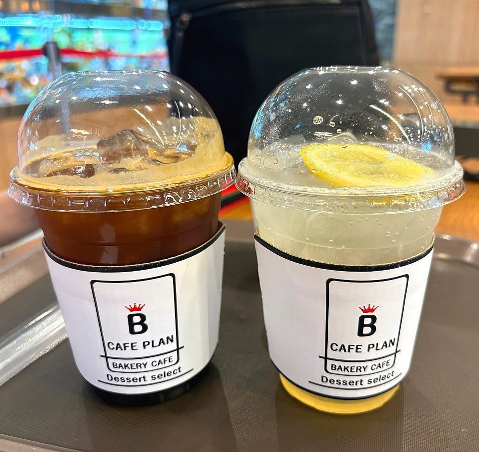 카페플랜비 신안동역점 사진 4