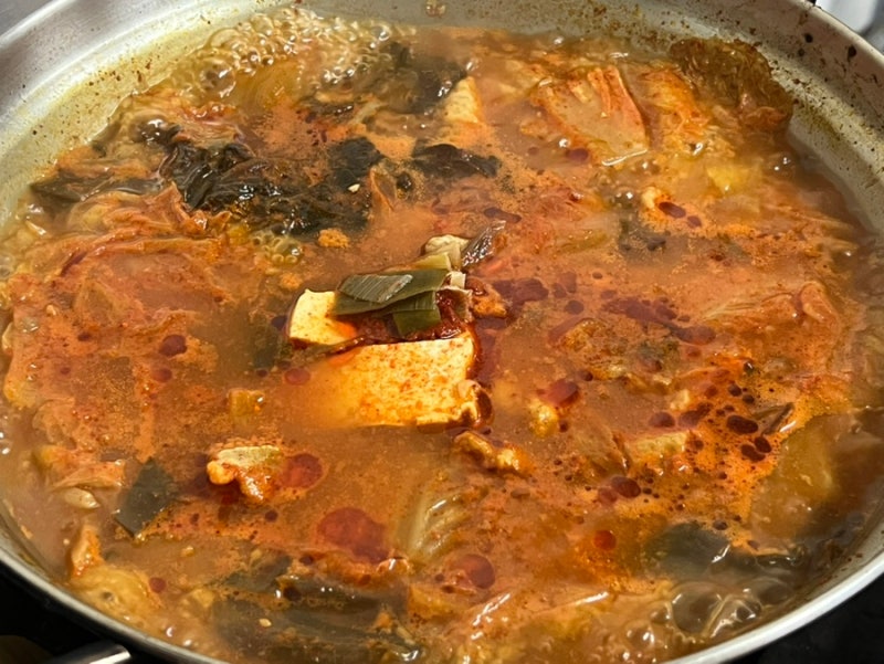 종로 광화문 맛집 :: 광화문집 김치찌개 "6개월숙성김치+생목살" 찐로컬 노포집