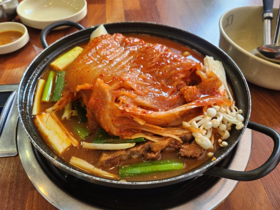 노걸대감자탕 당진점 사진 1