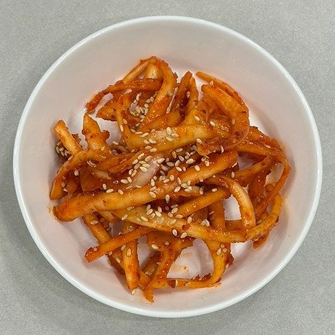 도라지 반찬 새콤달콤 입맛을 돋우는 도라지무침 황금레시피