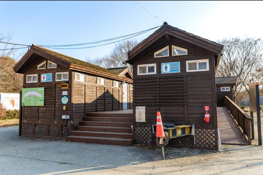 청춘글램핑&카라반 사진 4