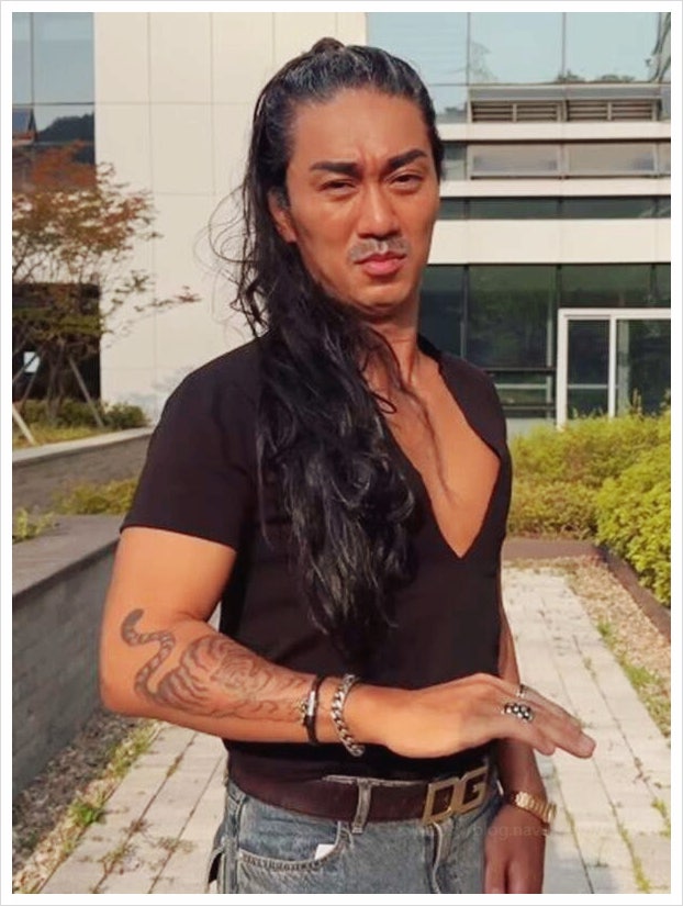 김경욱 과거보다 수입 10배 폭증하더니 결국... 긴 무명 끝에 대박 터진 41세 개그맨의 충격적....