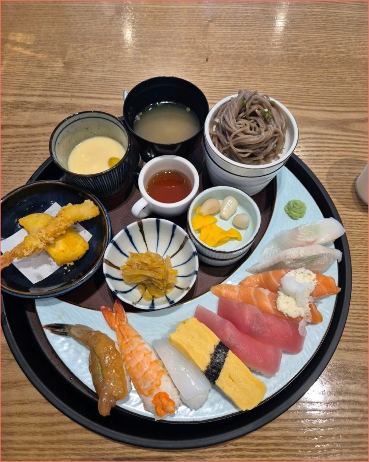새우식탁 사진 1