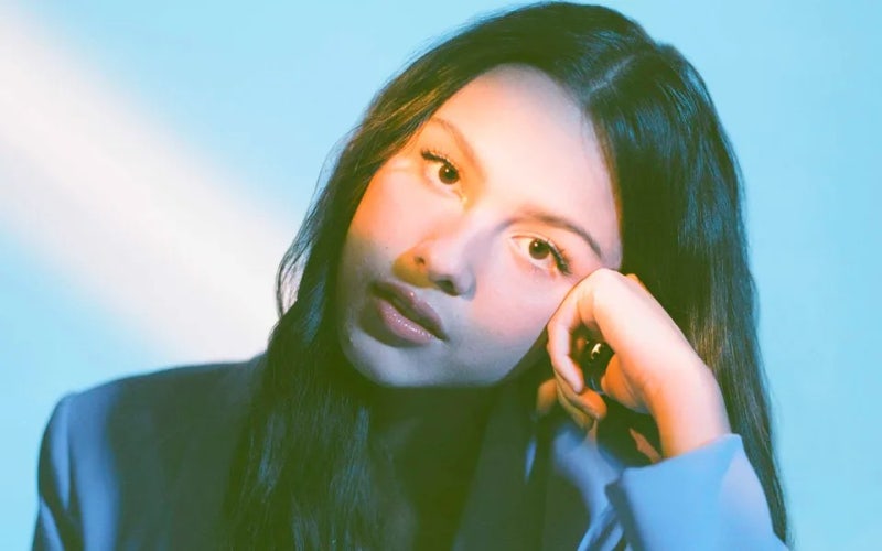 올리비아 로드리고 (Olivia Rodrigo) X 레고 (LEGO) 한정판 컬렉션 발매, 그녀의 대표곡 정보
