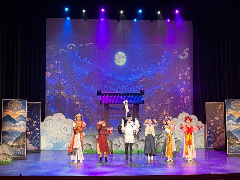 부산가족뮤지컬 신들의 축제 후기｜아이와 푹 빠진 동래문화회관 공연, 빅픽처스테이지