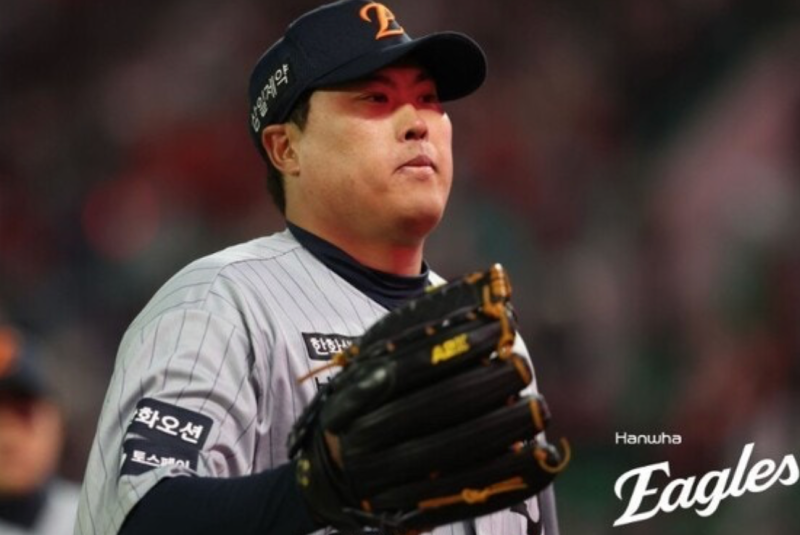 "2500탈삼진도, 다승왕도 잠시 미뤘다" ... 한화가 류현진을 과감하게 쉬게한 이유는?