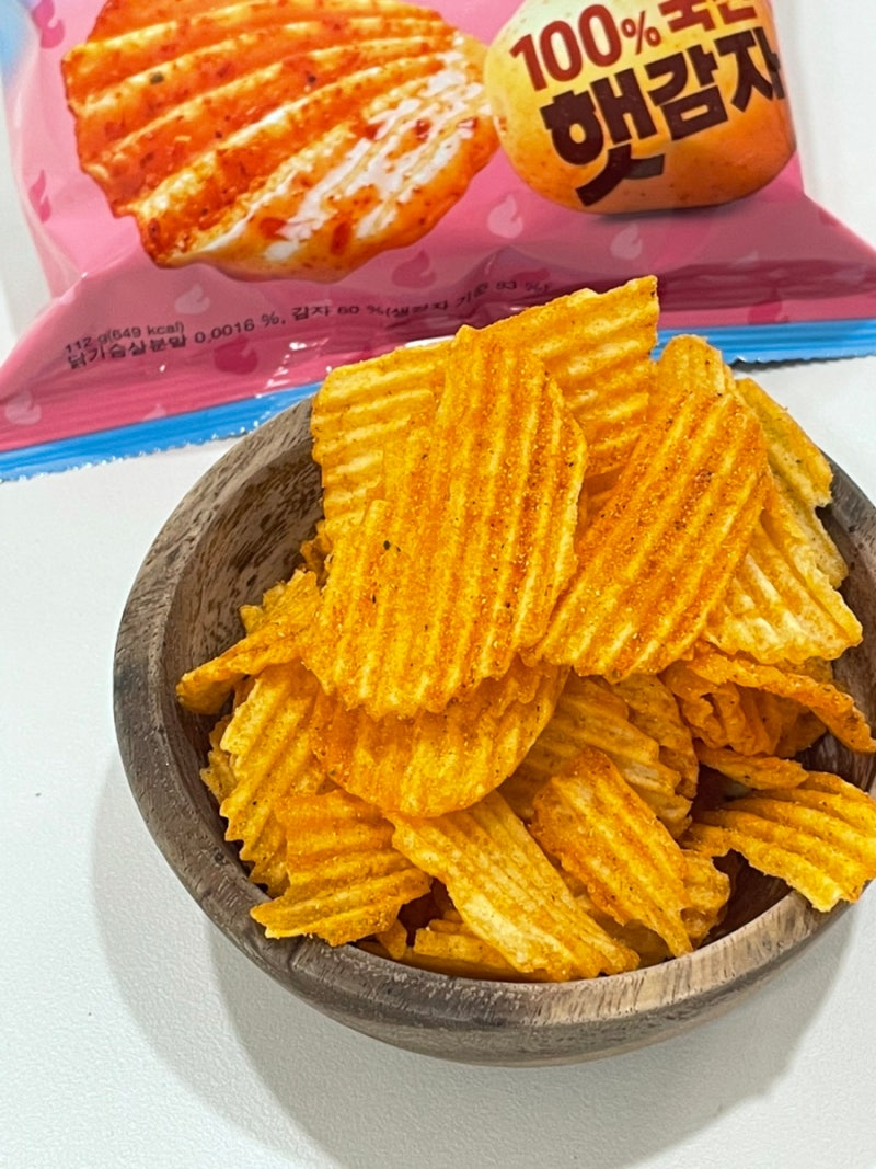 "싱크로율 미쳤다" 스윙칩 까르보불닭 맛 편의점 신상 후기