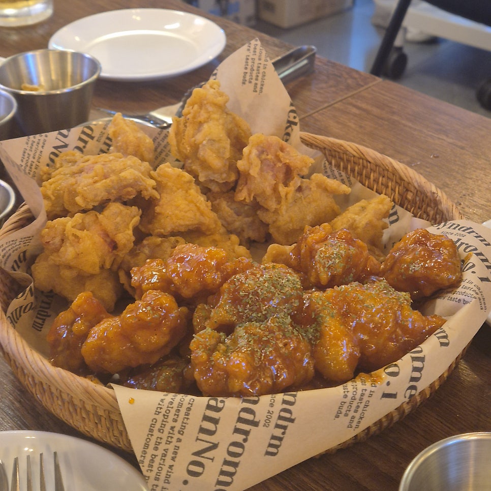 반반치킨 사진 6