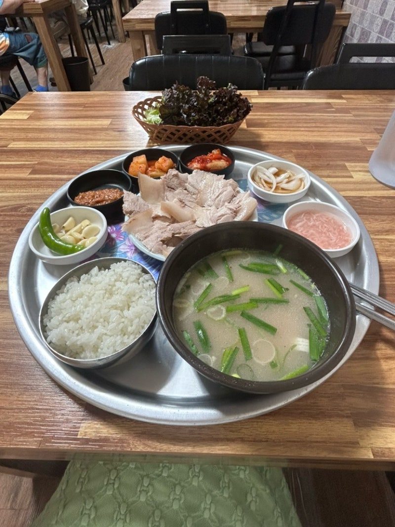 [대구 남구 맛집] 최민식 추천맛집 돼지국밥 맛집 신송자 신마산 식당