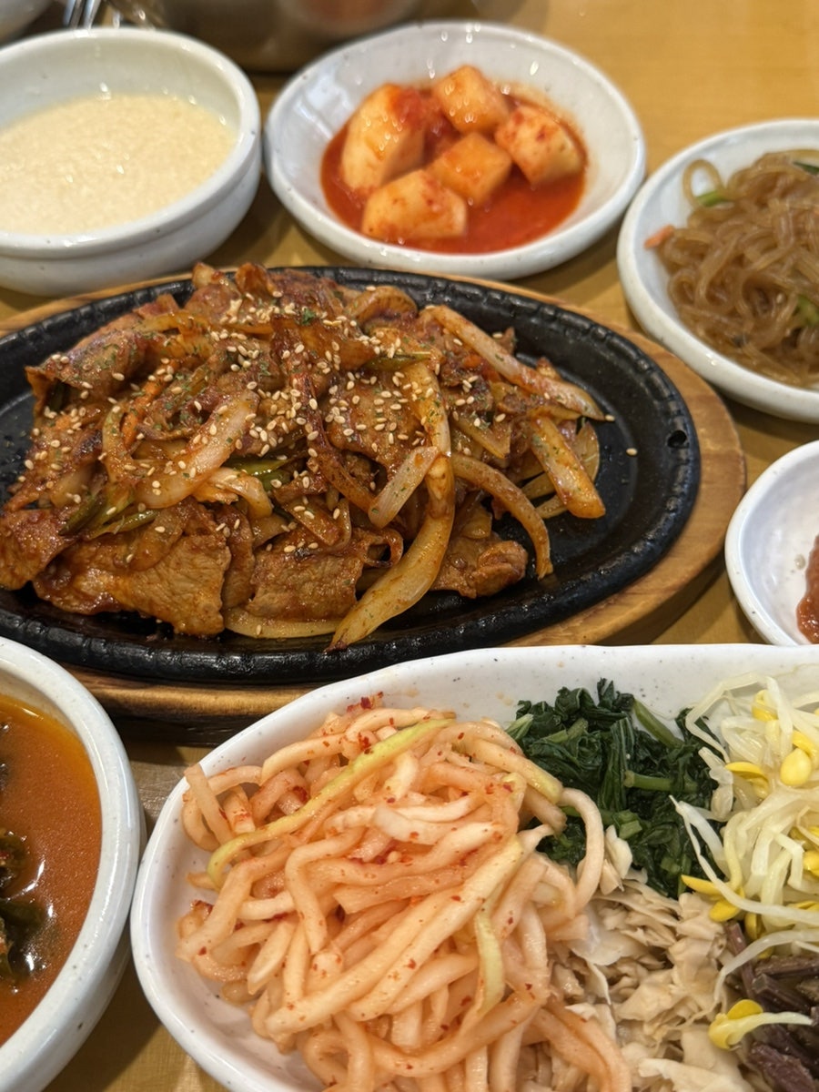 청국장과보리밥 잠실점 사진 1