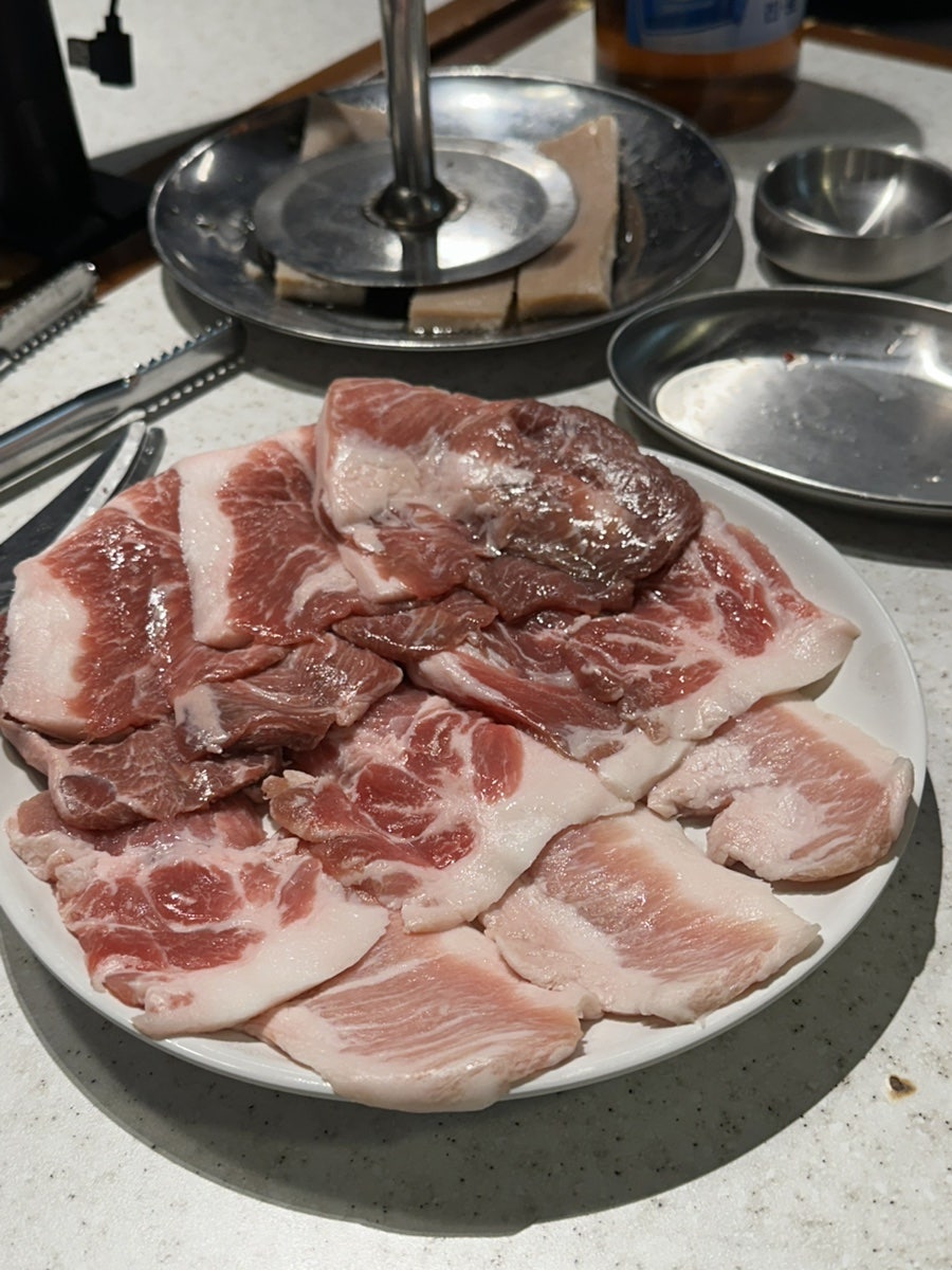 돼지연구소 양재직영점 사진 4