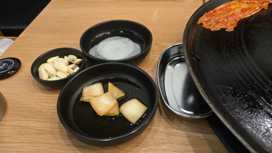 돈판사판 일산식사점 사진 2