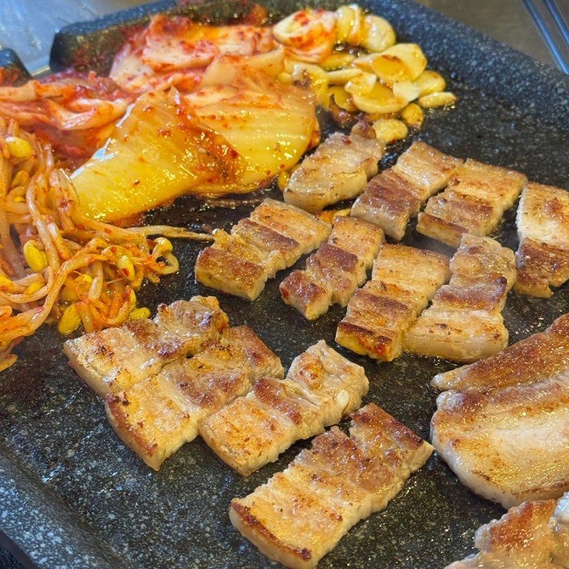 오산역 근처 현지인 찐맛집 “간판없는고깃집” 오산삼겹살