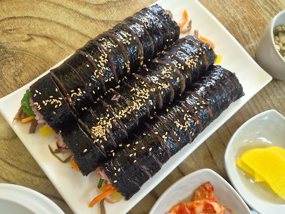 모모김밥 사진 2