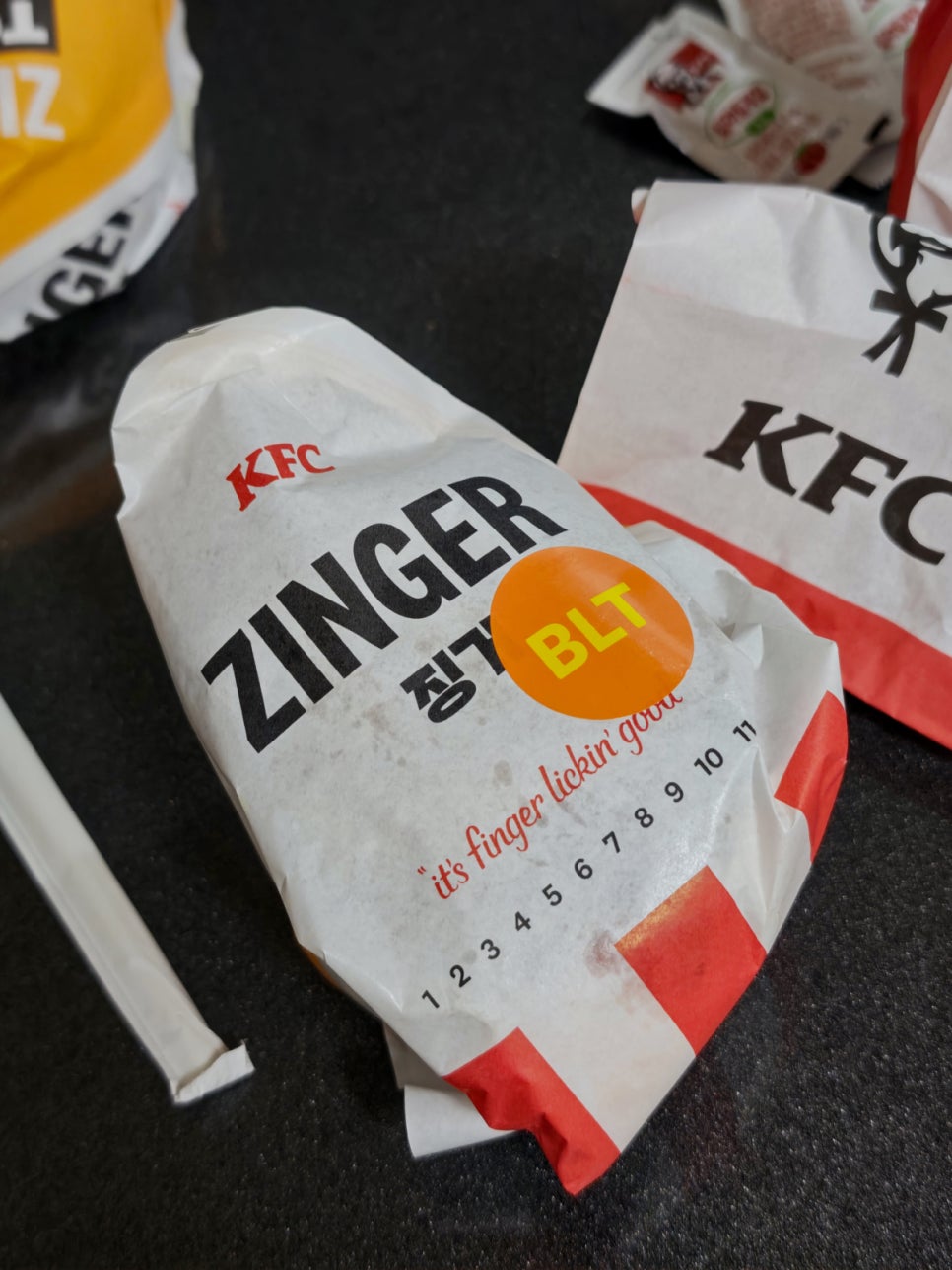 KFC 독산동점 사진 1