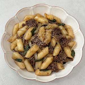 아이랑 함께 먹기 좋은 궁중떡볶이 만들기