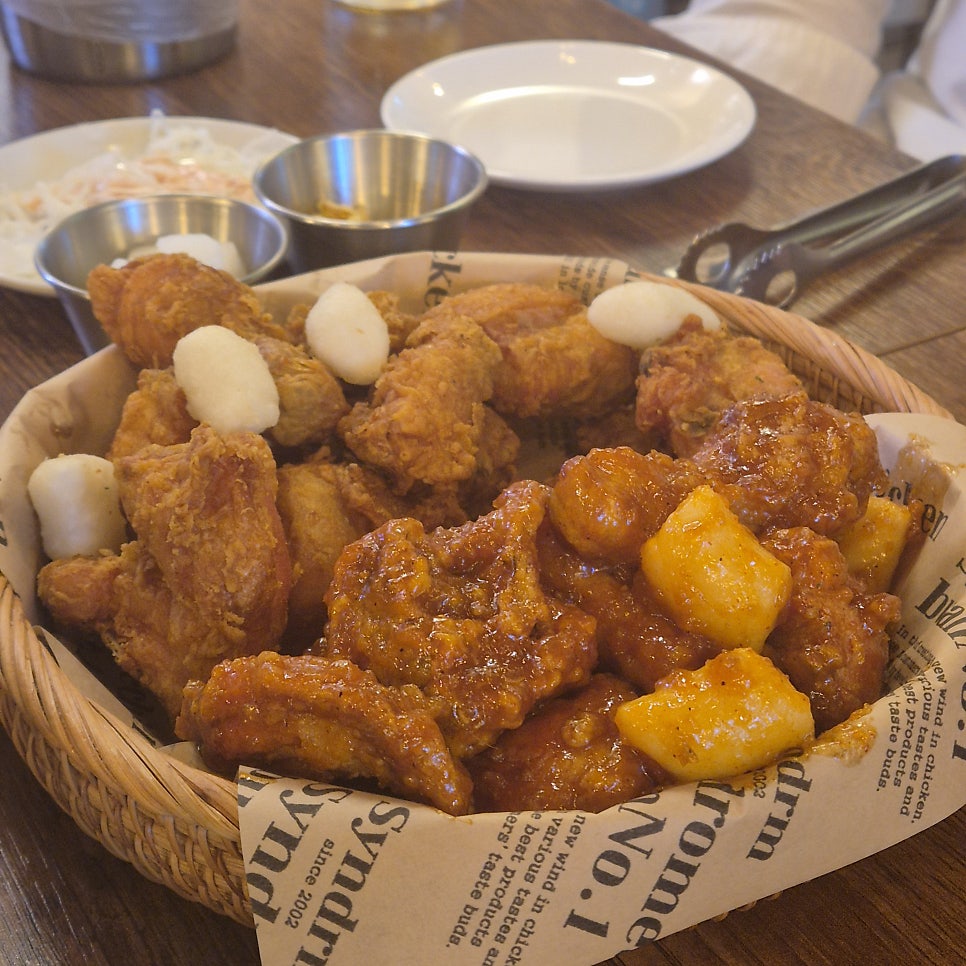 반반치킨 사진 4
